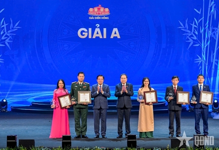 Fourth Dien Hong Awards honors 64 outstanding journalistic works